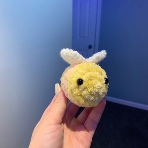 mini pink lemonade bee